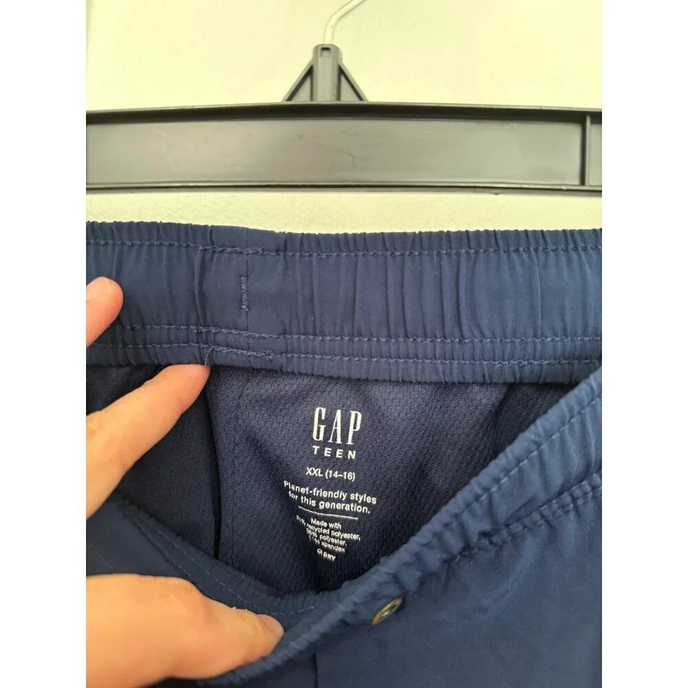 Gap teen size 2X large blue shorts